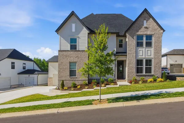 $789,900 | 202 Phillips Bend, Spring Hill, TN 37174