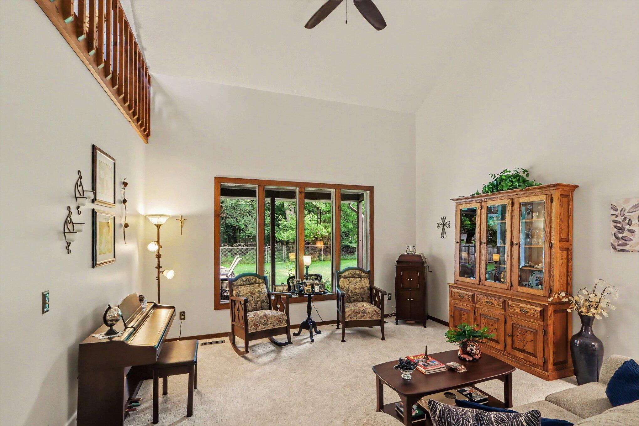 1604 West Kilgore Road Kalamazoo, MI 49008 - Photo 10 of 28 Sunken Living Room