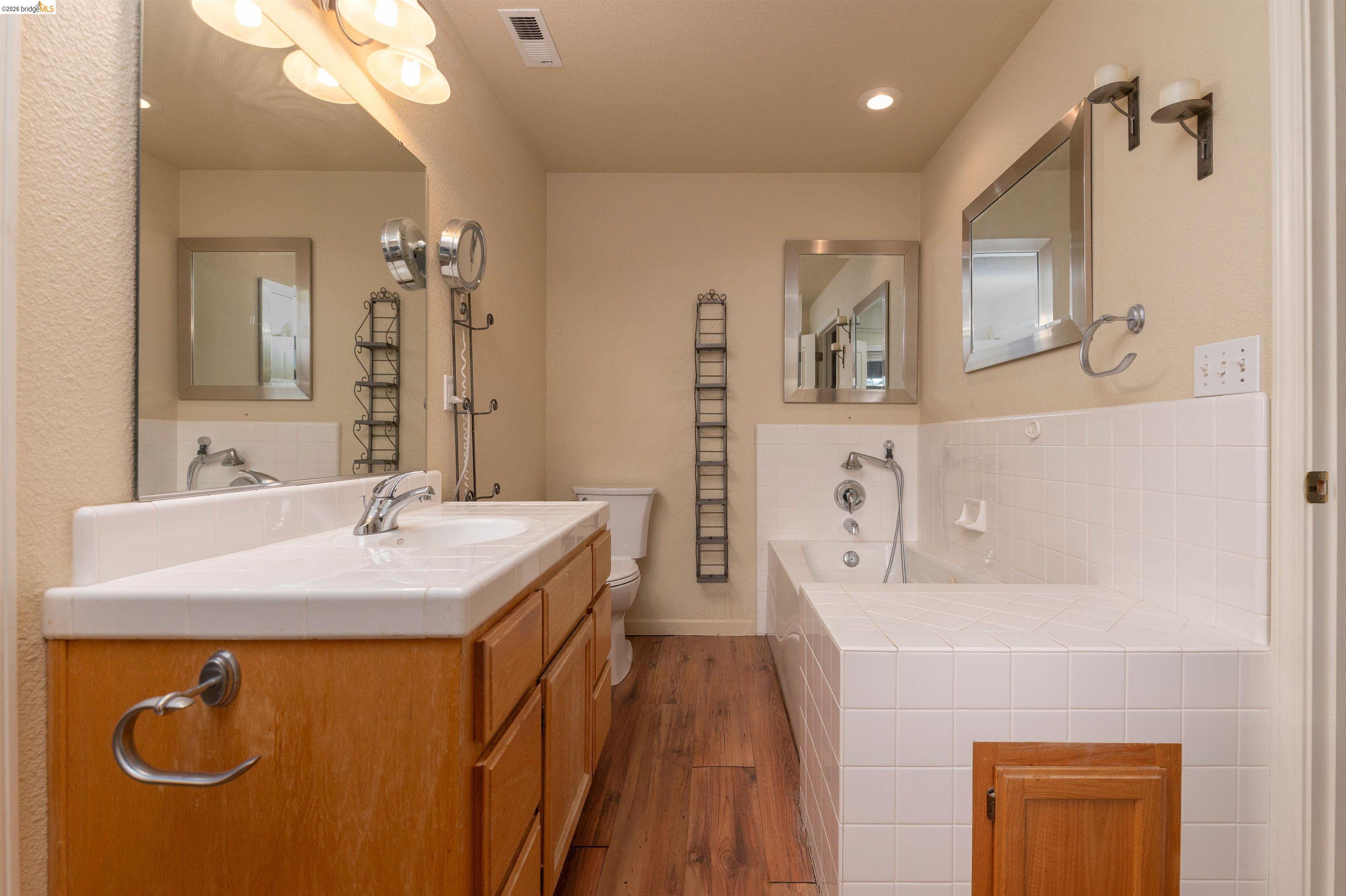 22401 Ridge Road Twain Harte, CA 95383 - Photo 18 of 56 Bathroom