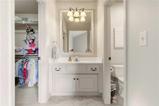 $1,795,000 | 5015 West 147th Street, Leawood, KS 66224