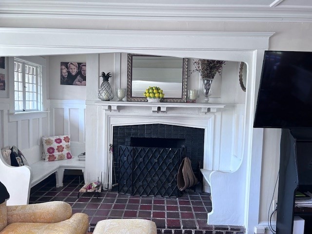 19 Homestead Road, Unit 1 Wellesley, MA 02482 - Photo 31 of 32 a living room with furniture and a fireplace