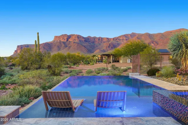 $969,000 | 3070 South Morningside Lane, Gold Canyon, AZ 85118