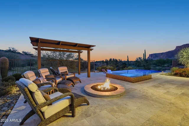 $969,000 | 3070 South Morningside Lane, Gold Canyon, AZ 85118