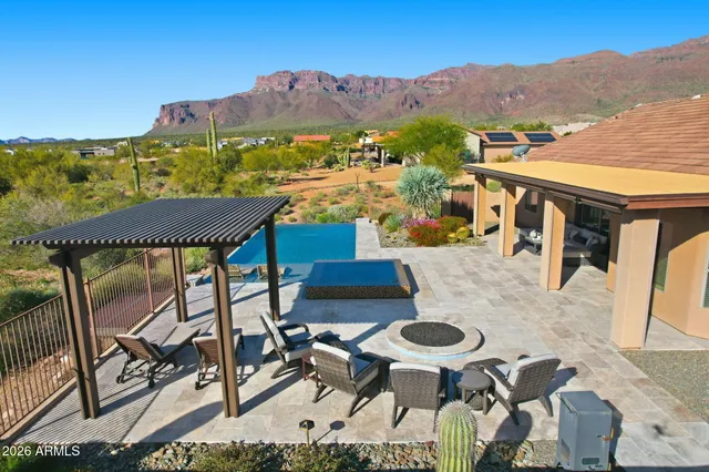 $969,000 | 3070 South Morningside Lane, Gold Canyon, AZ 85118