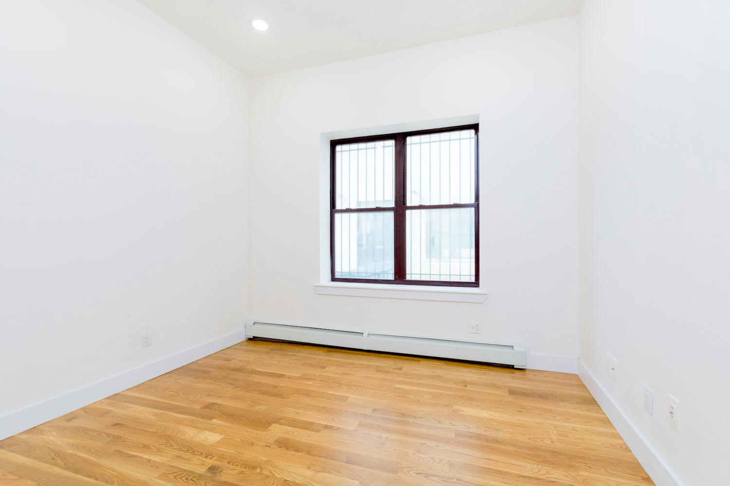 342 Malcolm X Boulevard, Unit 4B Manhattan, NY 10027 - Photo 5 of 9