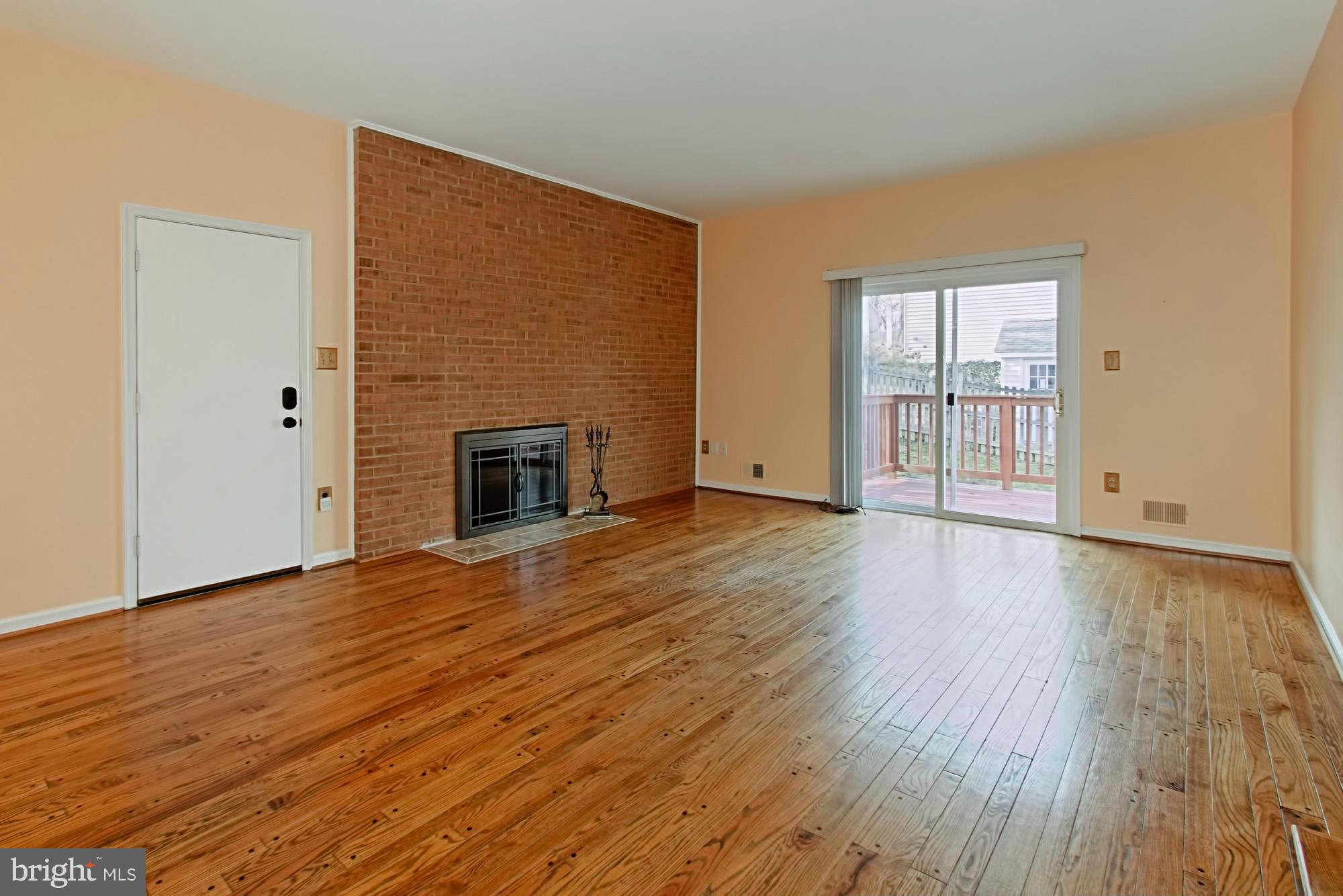 7784 Turlock Road Springfield, VA 22153 - Photo 15 of 30 Family Room