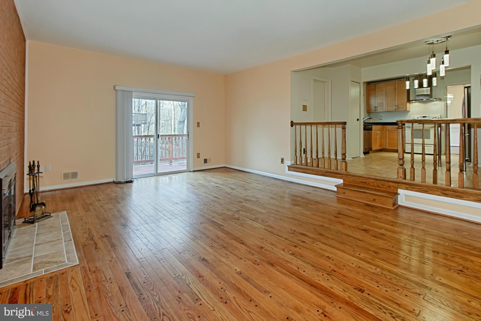 7784 Turlock Road Springfield, VA 22153 - Photo 16 of 30 Family Room