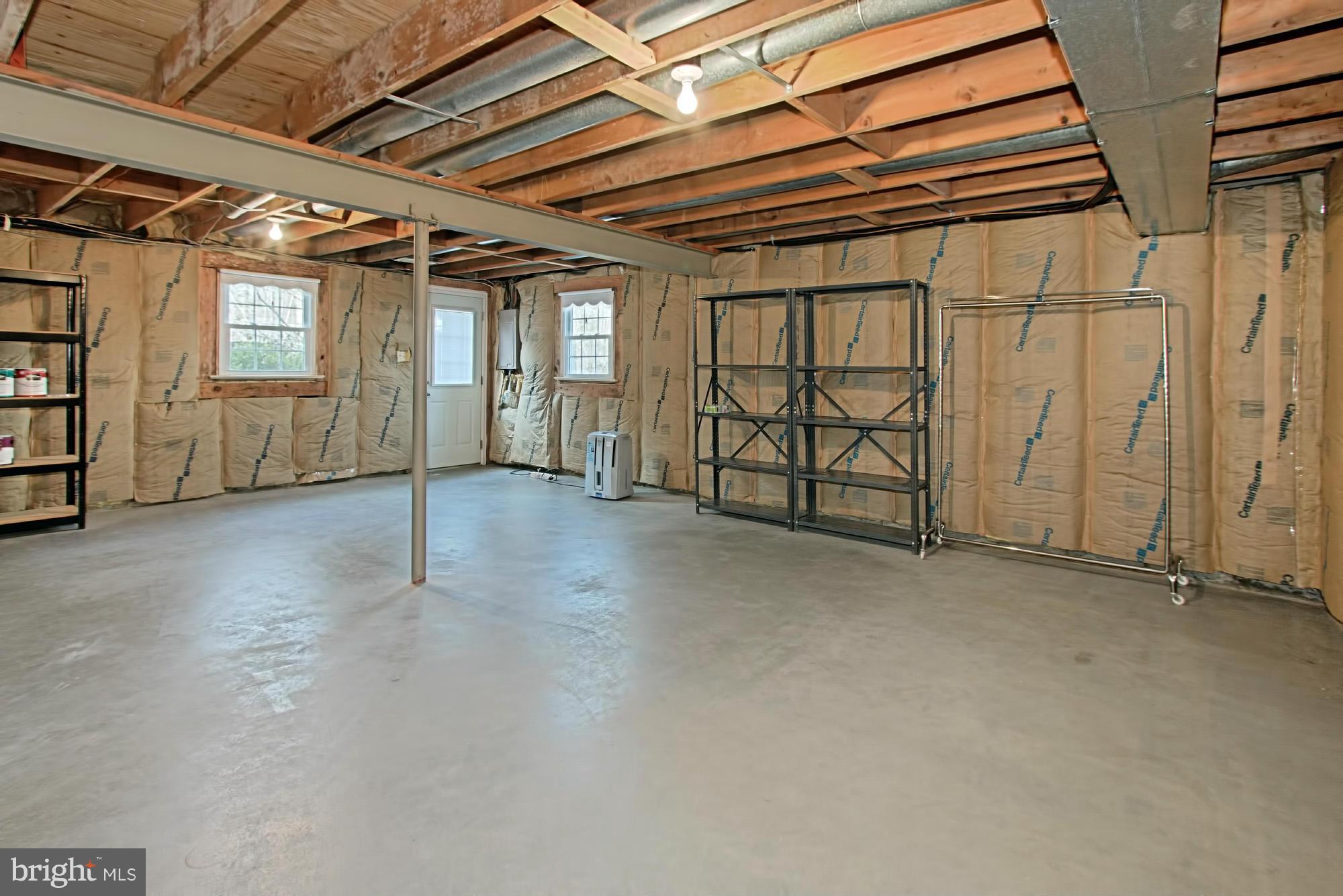 7784 Turlock Road Springfield, VA 22153 - Photo 25 of 30 Interior (General)