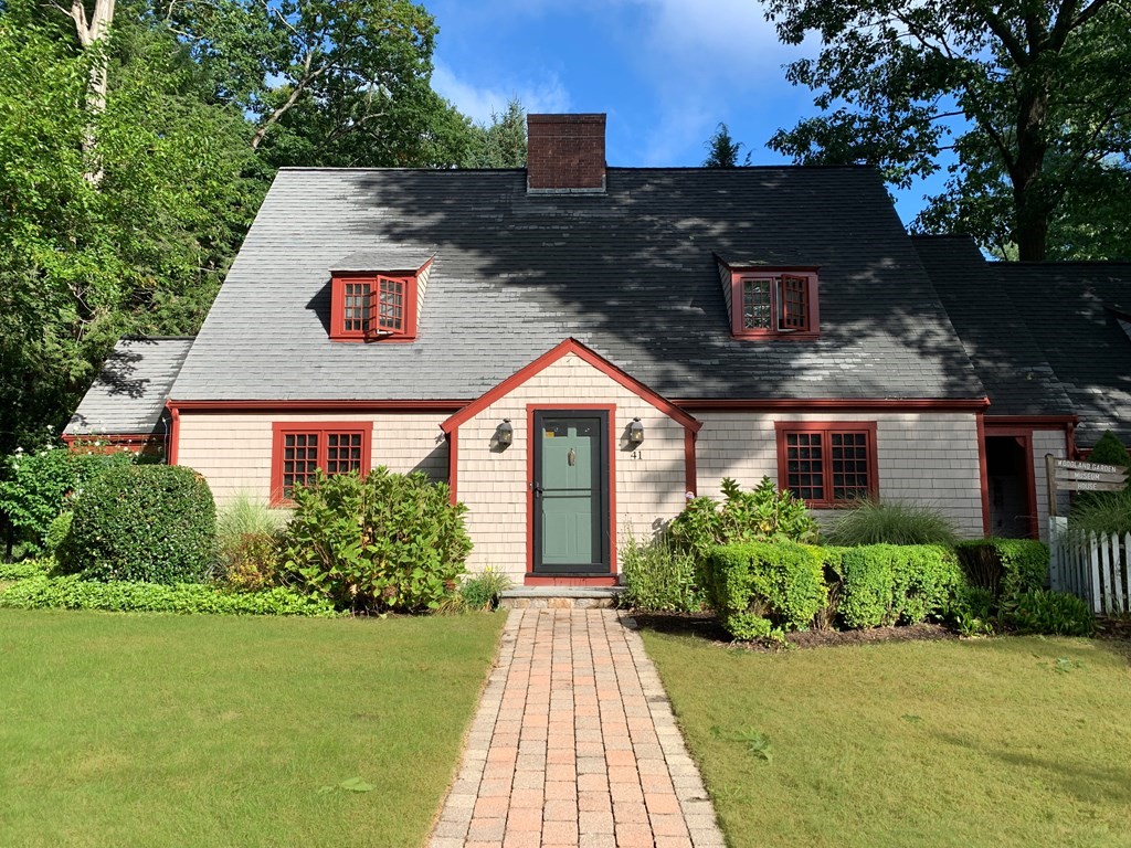 41 Sawyer Road, Wellesley, MA 02481 Compass