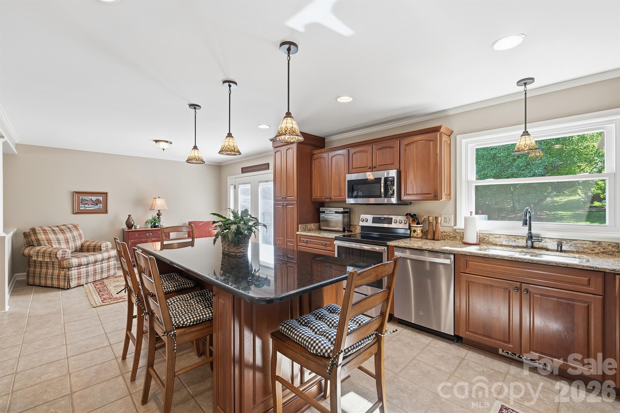 3740 6th Street Northeast Hickory, NC 28601 - Photo 14 of 48