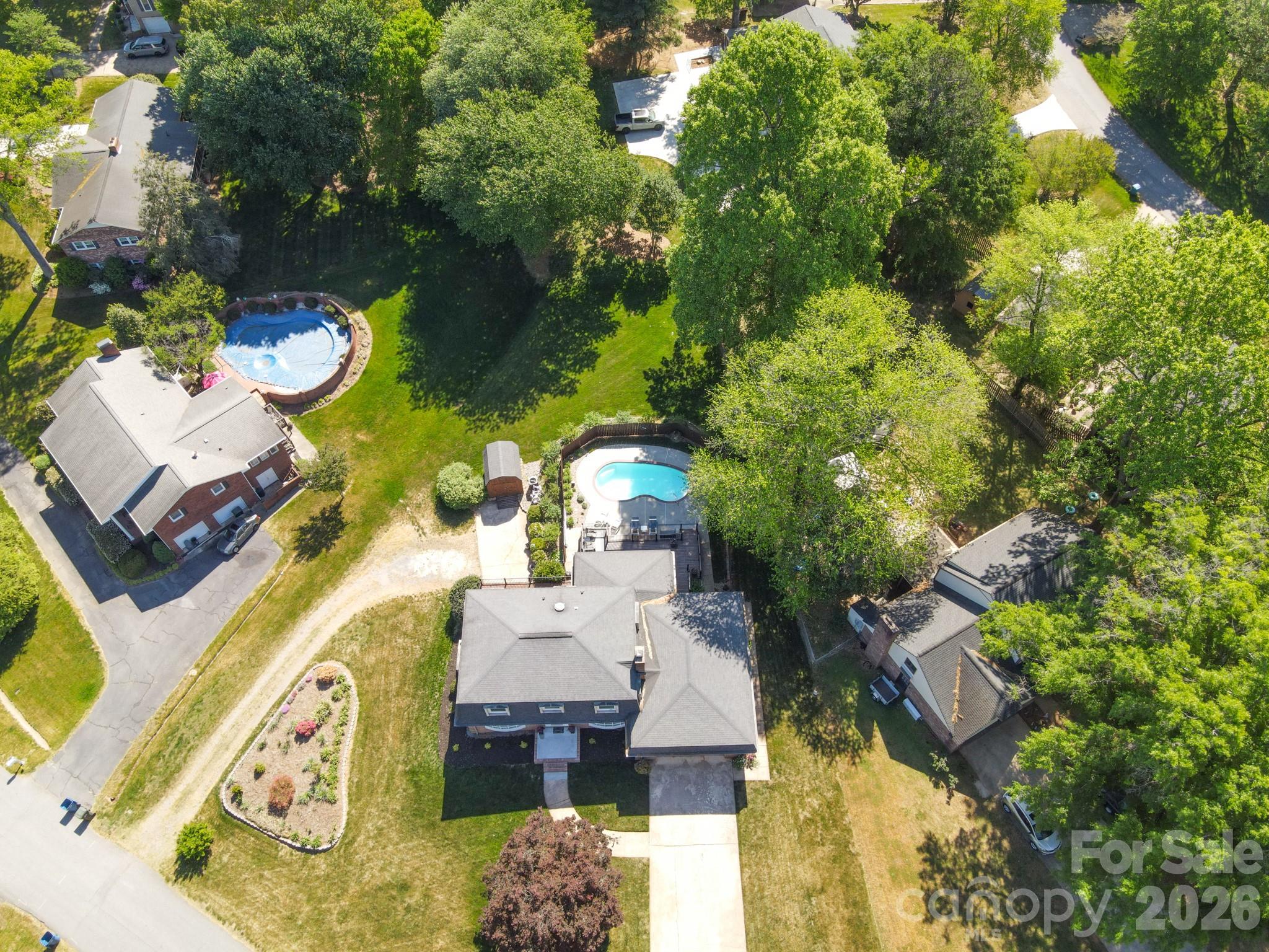 3740 6th Street Northeast Hickory, NC 28601 - Photo 3 of 48