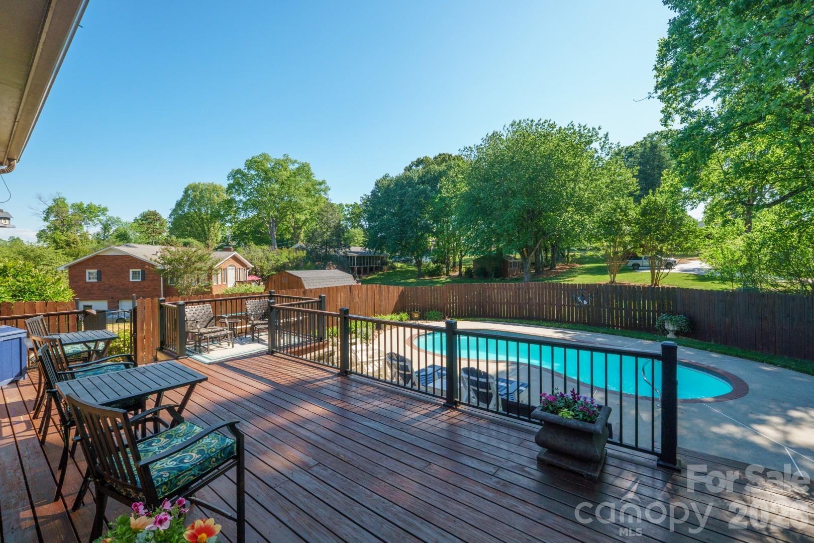 3740 6th Street Northeast Hickory, NC 28601 - Photo 41 of 48
