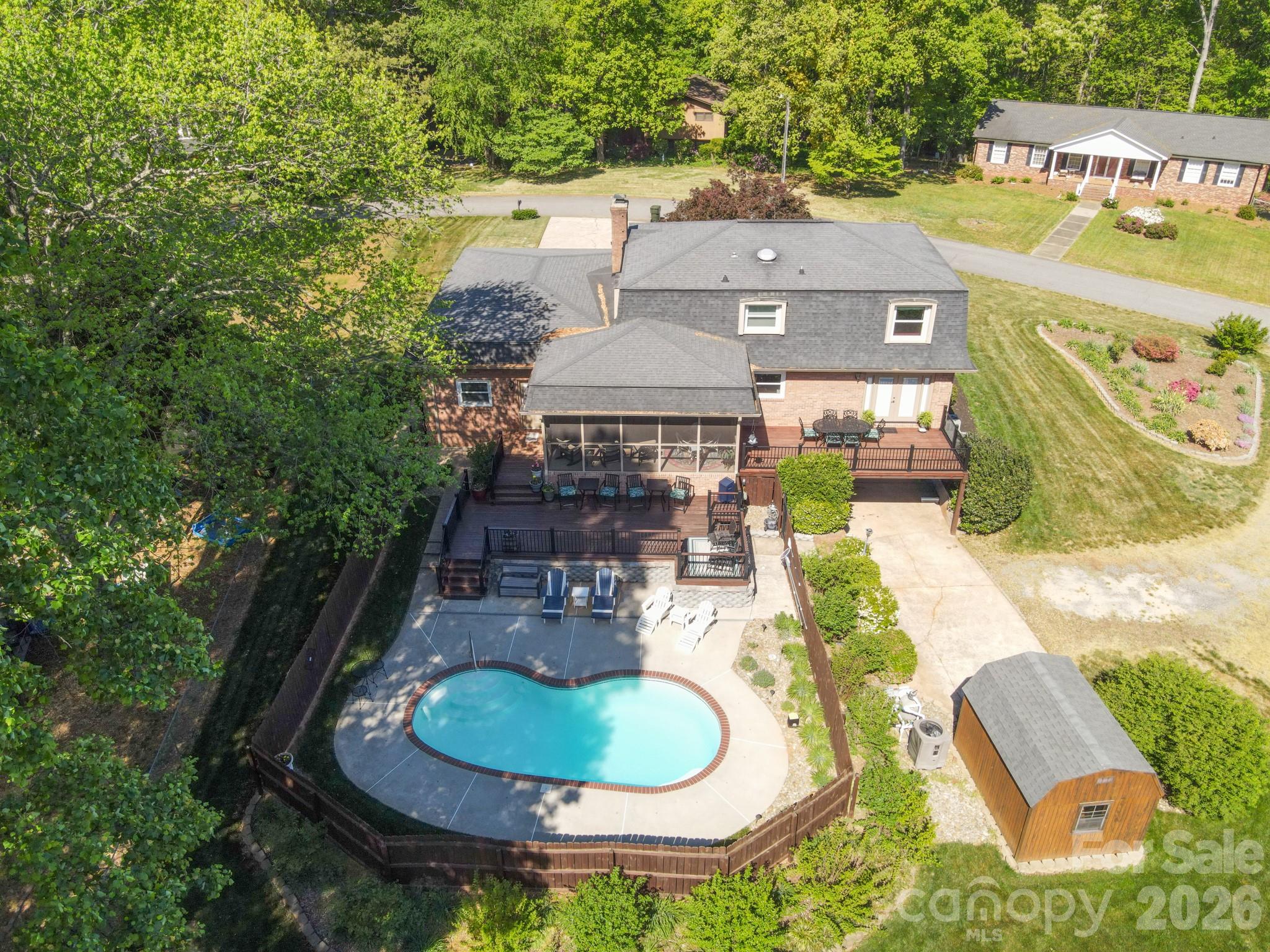 3740 6th Street Northeast Hickory, NC 28601 - Photo 45 of 48