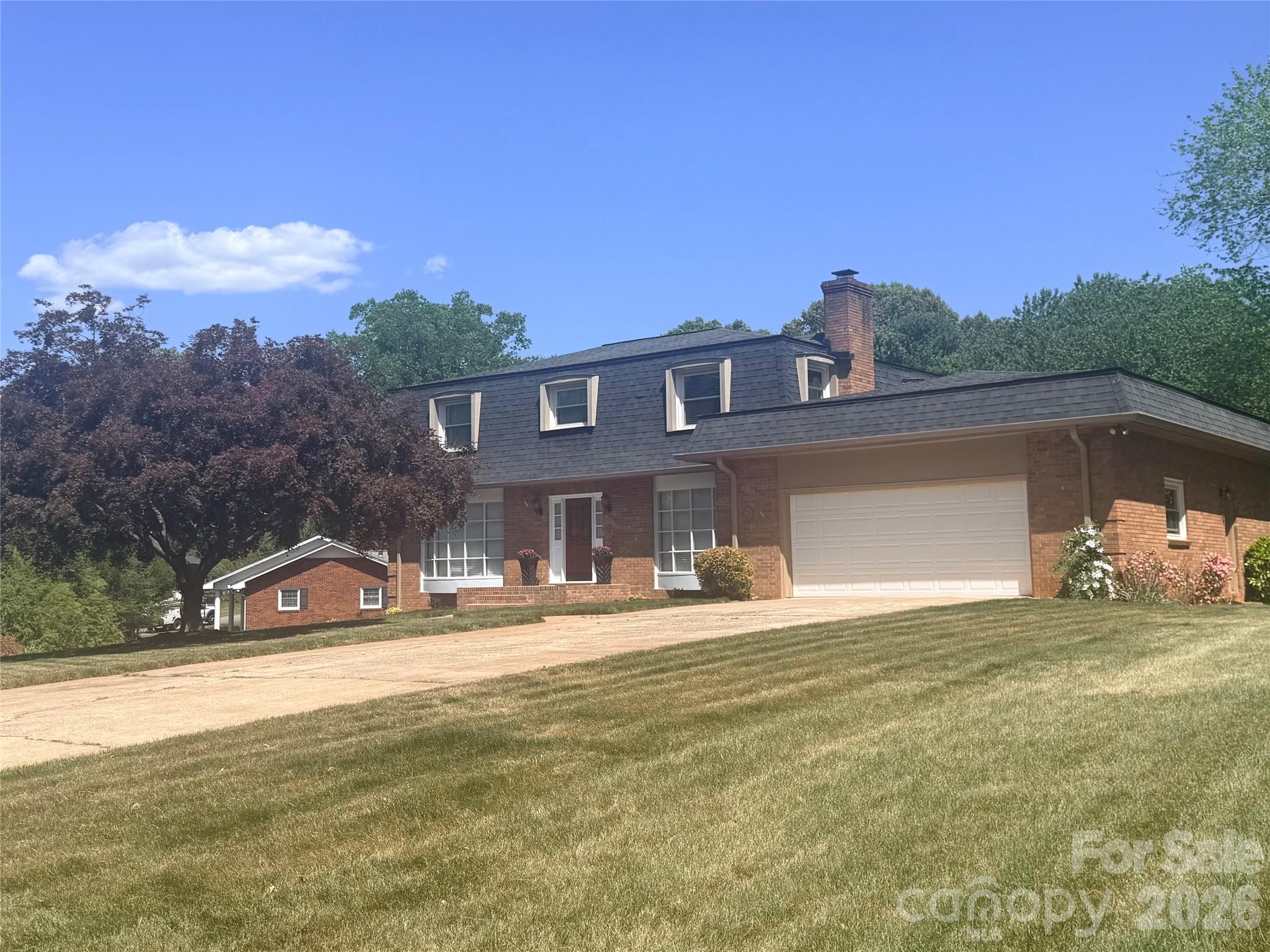 3740 6th Street Northeast Hickory, NC 28601 - Photo 9 of 48