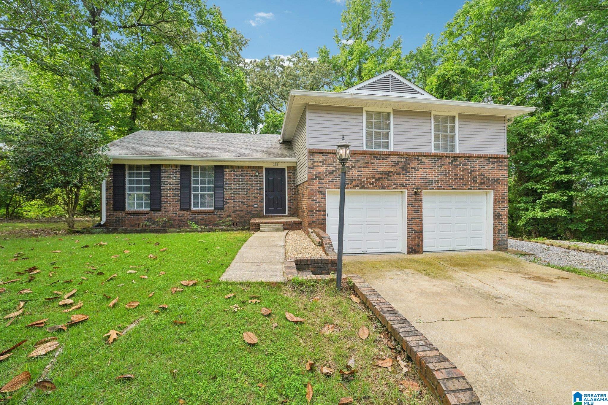 133 Hickory Street Alabaster, AL 35114 - Photo 4 of 38