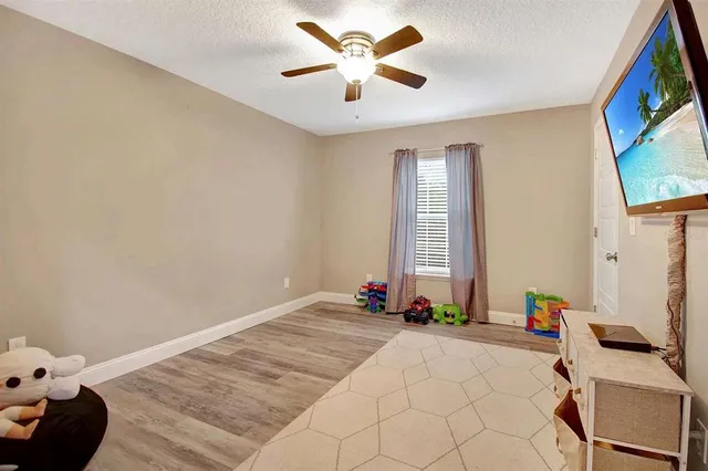 $350,000 | 5831 Oak Street, Elkton, FL 32033