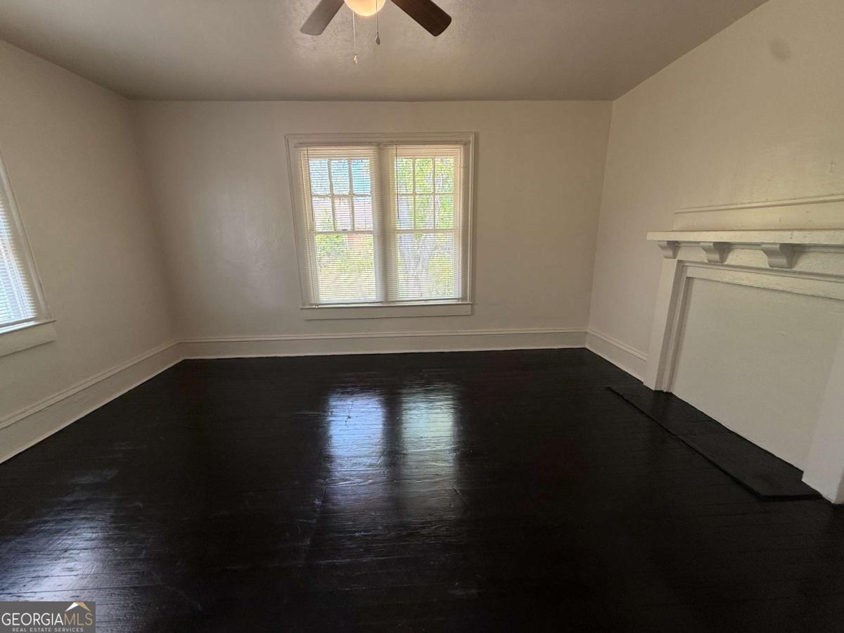 713 Quarterman Street Waycross, GA 31501 - Photo 8 of 27