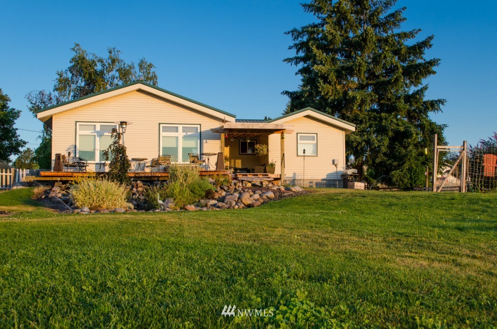 741 Ridge Drive East Omak, WA 98841 - Photo 1 of 25 Gallery Image 1