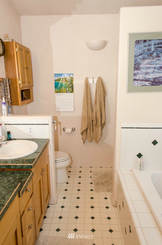 741 Ridge Drive East Omak, WA 98841 - Photo 14 of 25 Gallery Image 14