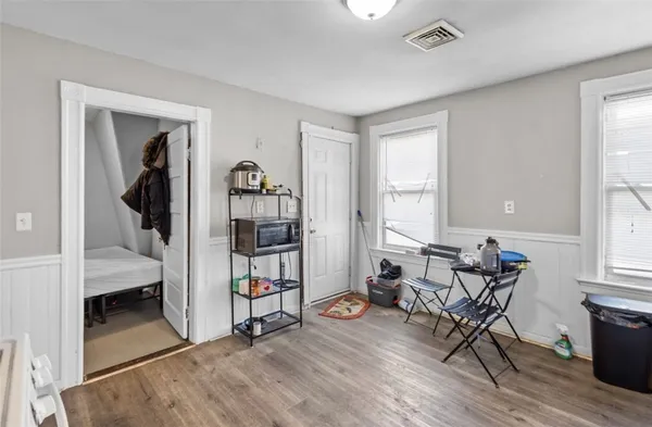 $690,000 | 16 Maplehurst Avenue, Providence, RI 02908
