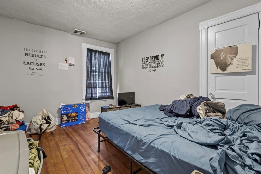 16 Maplehurst Avenue Providence, RI 02908 - Photo 18 of 50