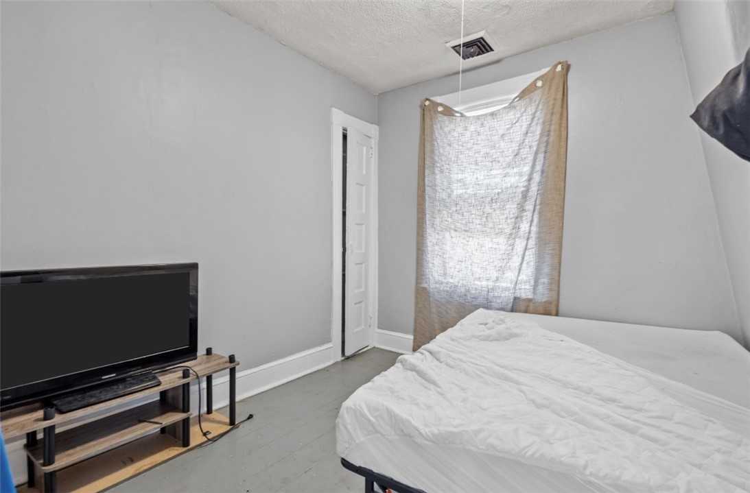 16 Maplehurst Avenue Providence, RI 02908 - Photo 23 of 50