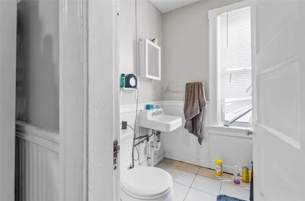 $690,000 | 16 Maplehurst Avenue, Providence, RI 02908