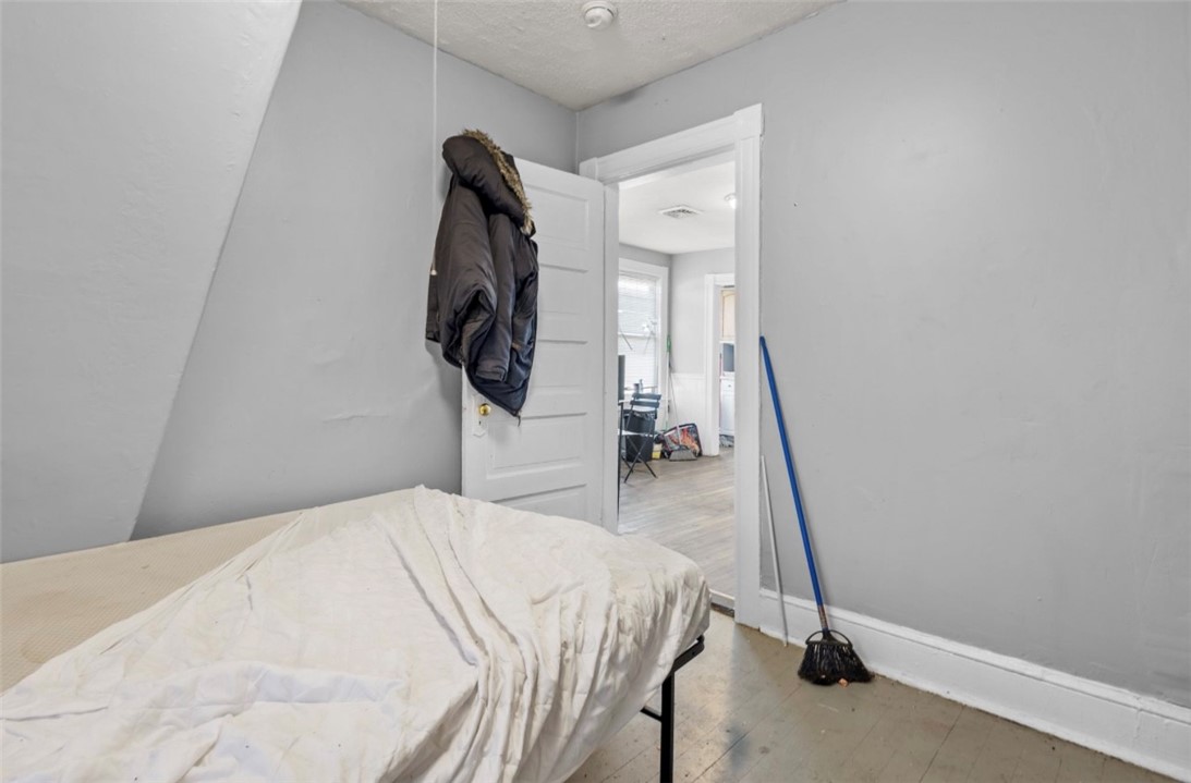 16 Maplehurst Avenue Providence, RI 02908 - Photo 25 of 50