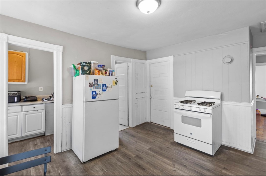 16 Maplehurst Avenue Providence, RI 02908 - Photo 26 of 50