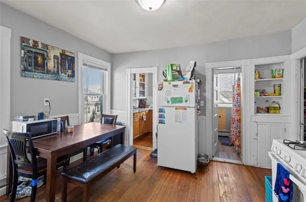 $690,000 | 16 Maplehurst Avenue, Providence, RI 02908