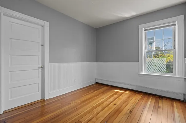 $690,000 | 16 Maplehurst Avenue, Providence, RI 02908