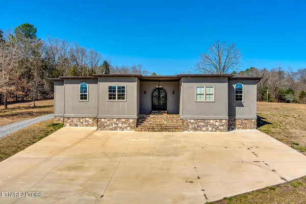 $995,000 | 1100 County Road 20, Calhoun, TN 37309