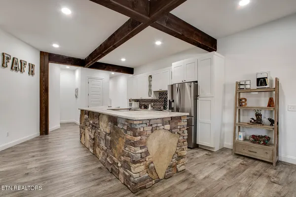 $995,000 | 1100 County Road 20, Calhoun, TN 37309