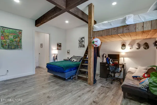 $995,000 | 1100 County Road 20, Calhoun, TN 37309