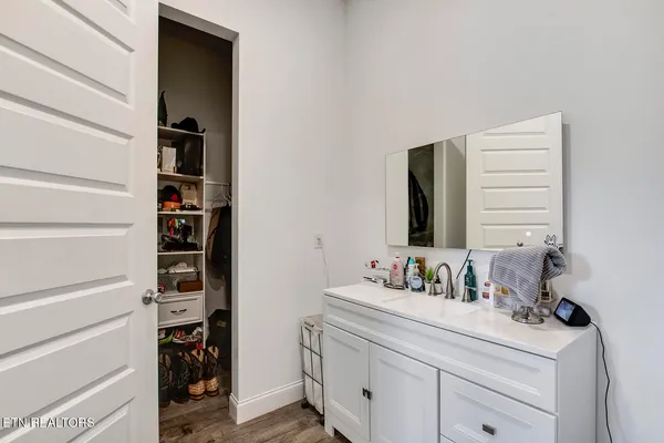 $995,000 | 1100 County Road 20, Calhoun, TN 37309