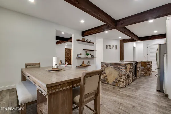 $995,000 | 1100 County Road 20, Calhoun, TN 37309