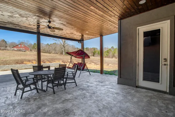 $995,000 | 1100 County Road 20, Calhoun, TN 37309