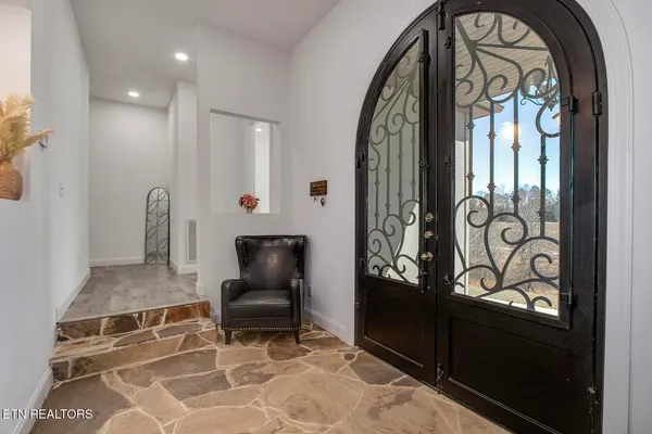 $995,000 | 1100 County Road 20, Calhoun, TN 37309