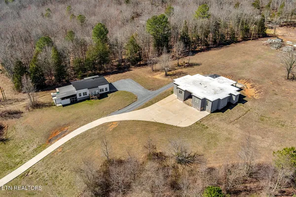 $995,000 | 1100 County Road 20, Calhoun, TN 37309