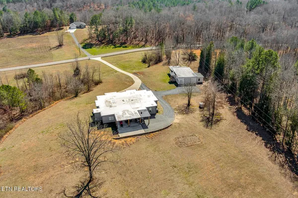$995,000 | 1100 County Road 20, Calhoun, TN 37309