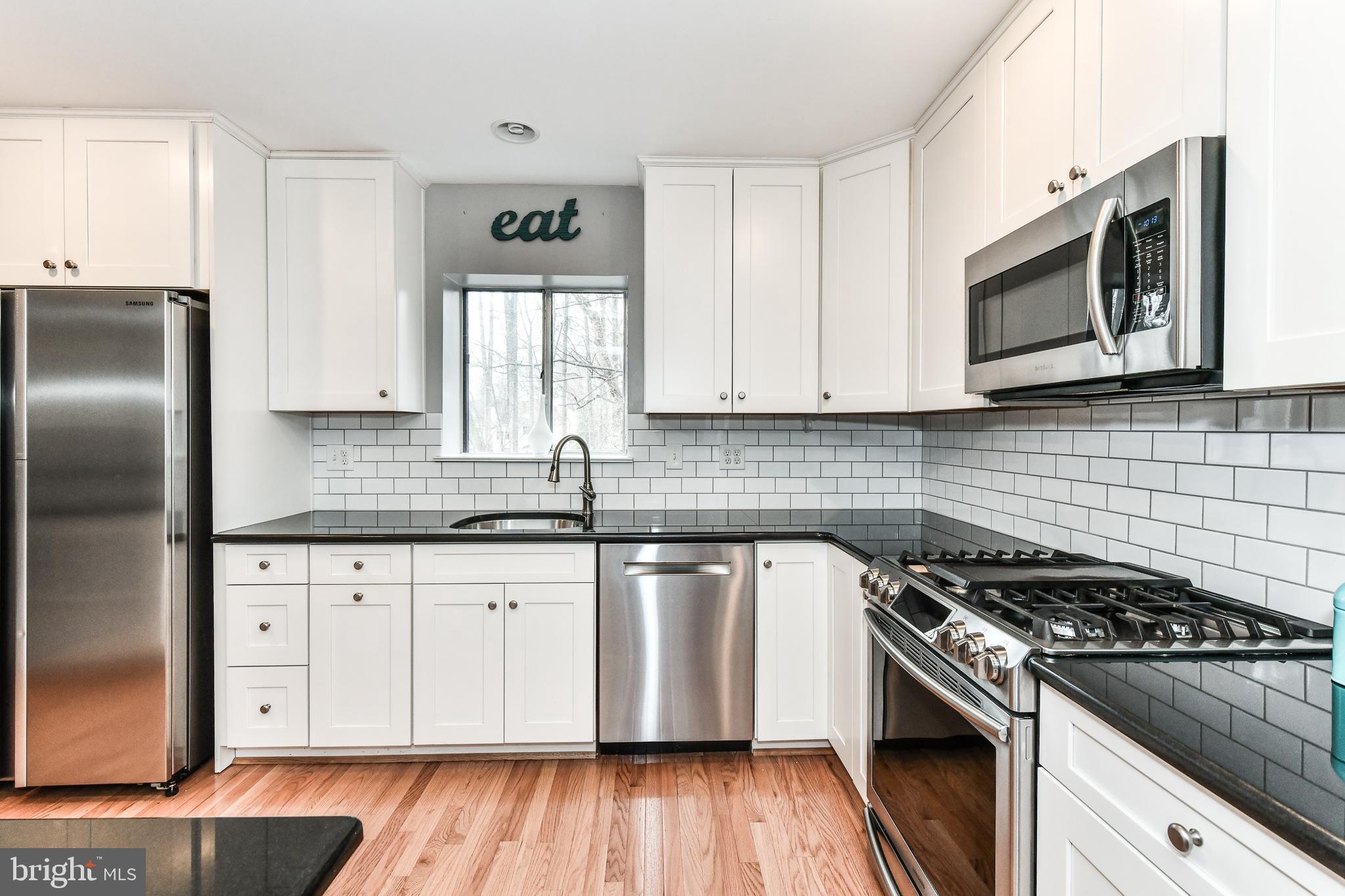 1571 Inlet Court Reston, VA 20190 - Photo 11 of 53