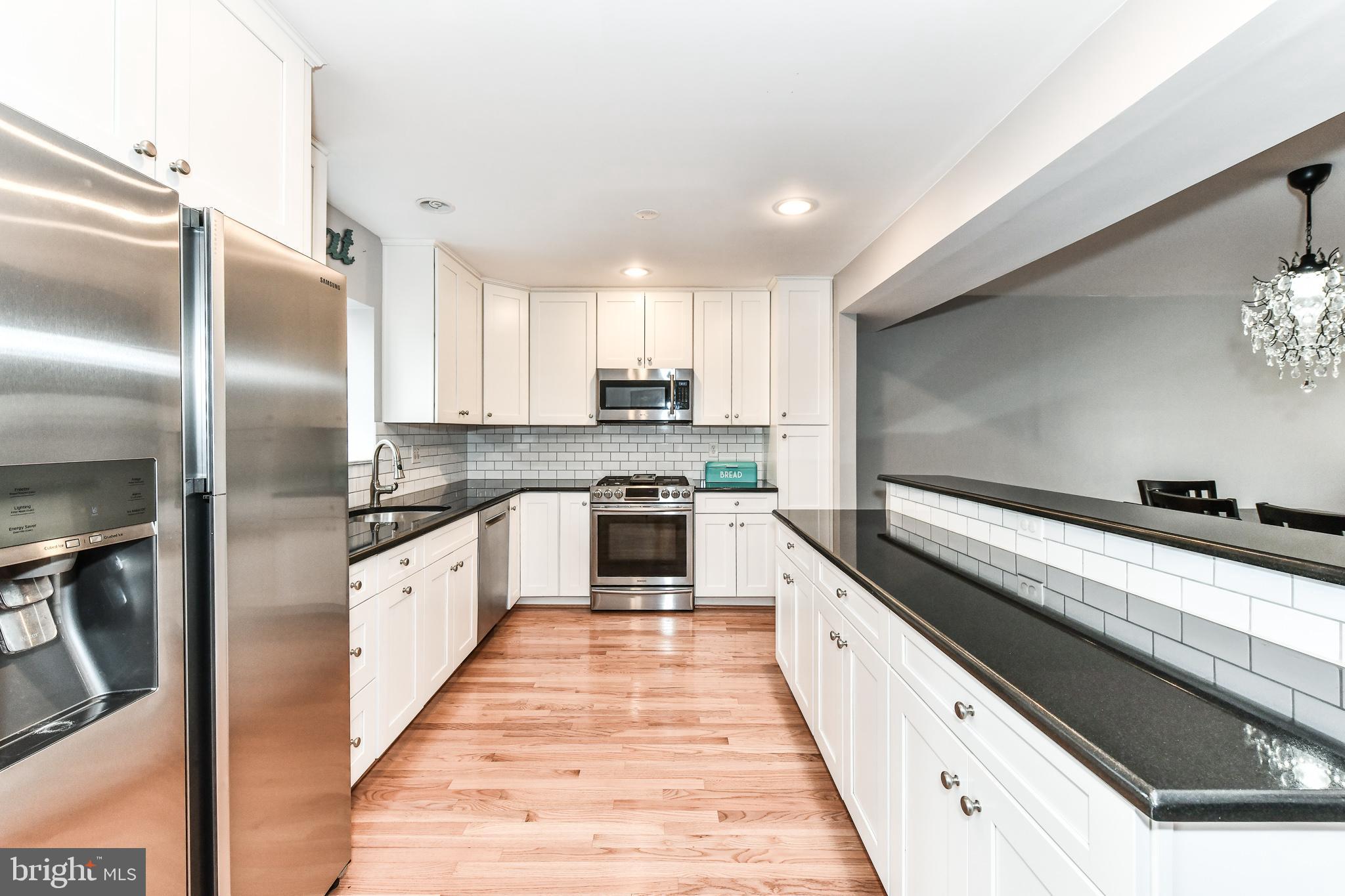 1571 Inlet Court Reston, VA 20190 - Photo 12 of 53
