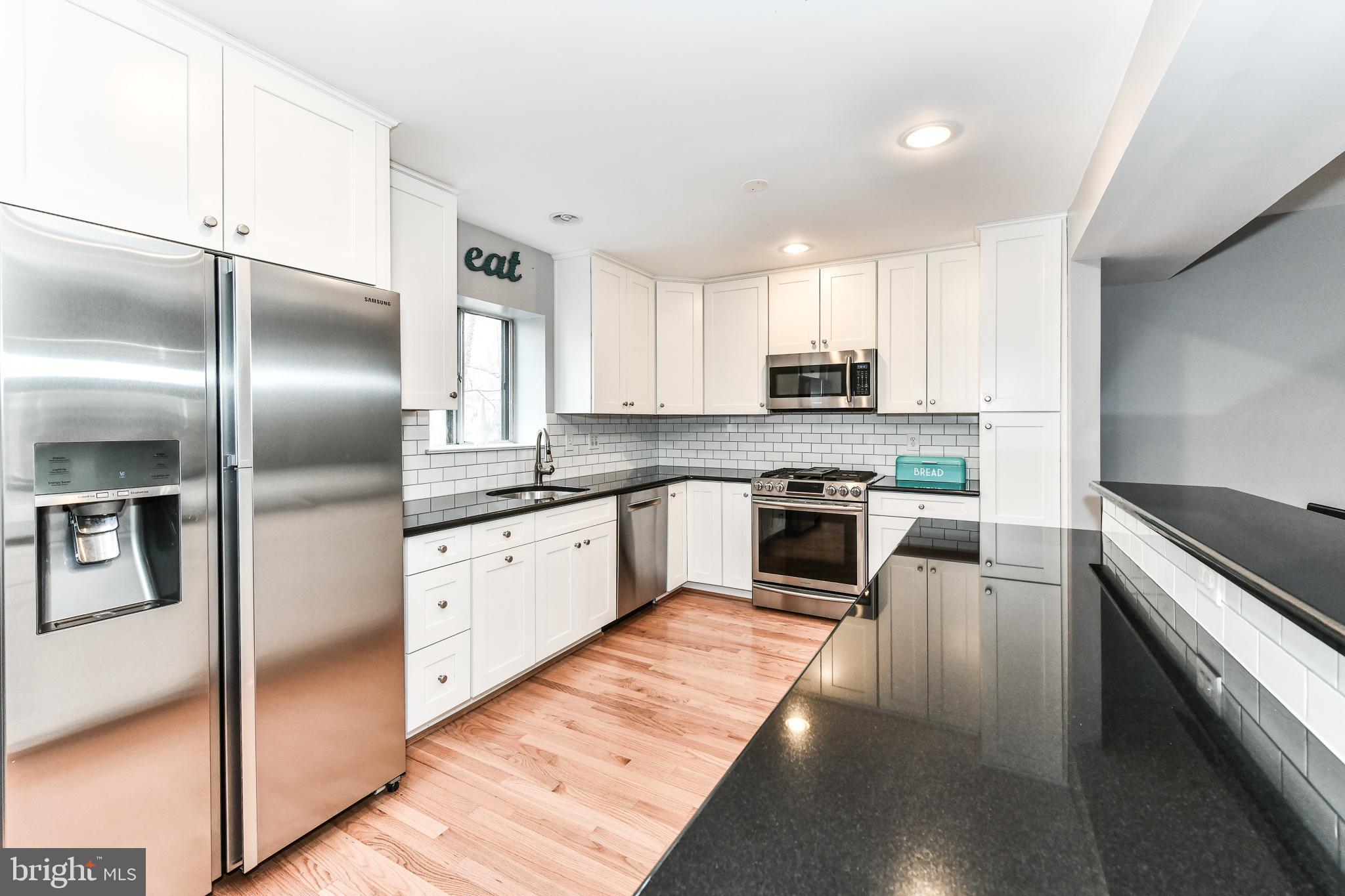 1571 Inlet Court Reston, VA 20190 - Photo 13 of 53