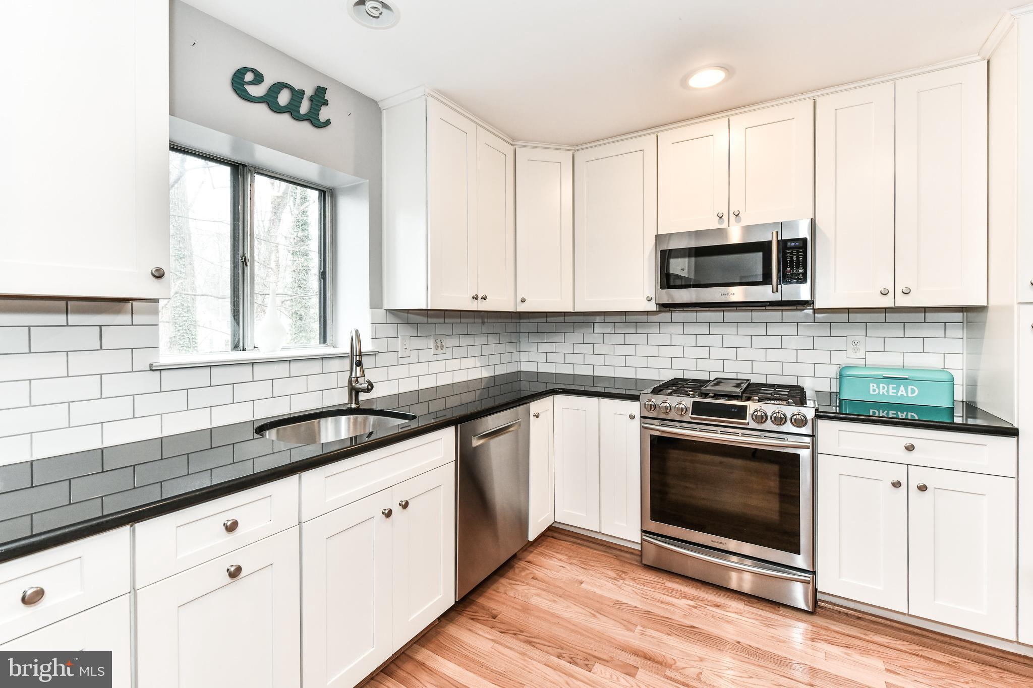 1571 Inlet Court Reston, VA 20190 - Photo 14 of 53