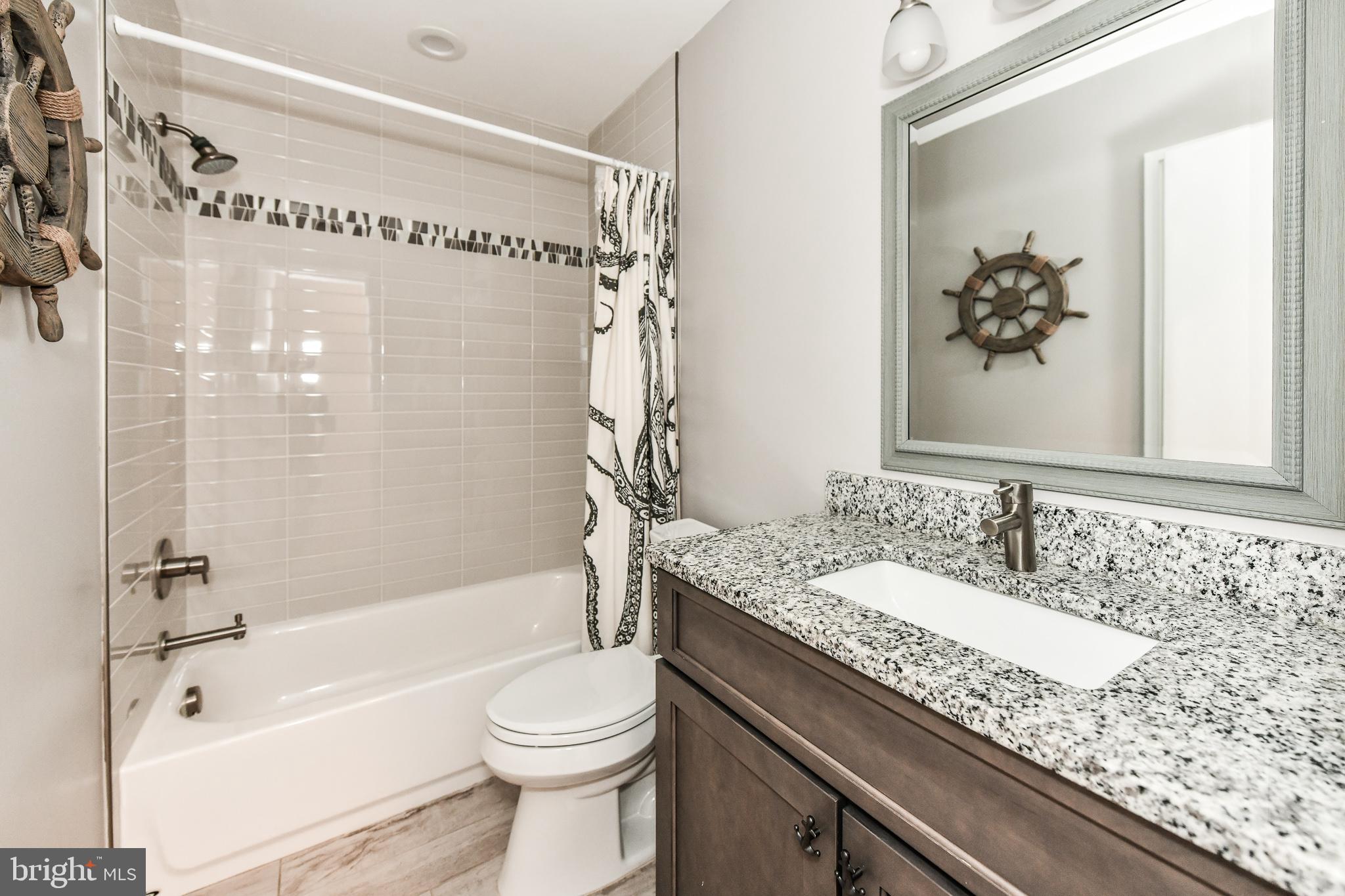 1571 Inlet Court Reston, VA 20190 - Photo 30 of 53 Upper Hall Bath
