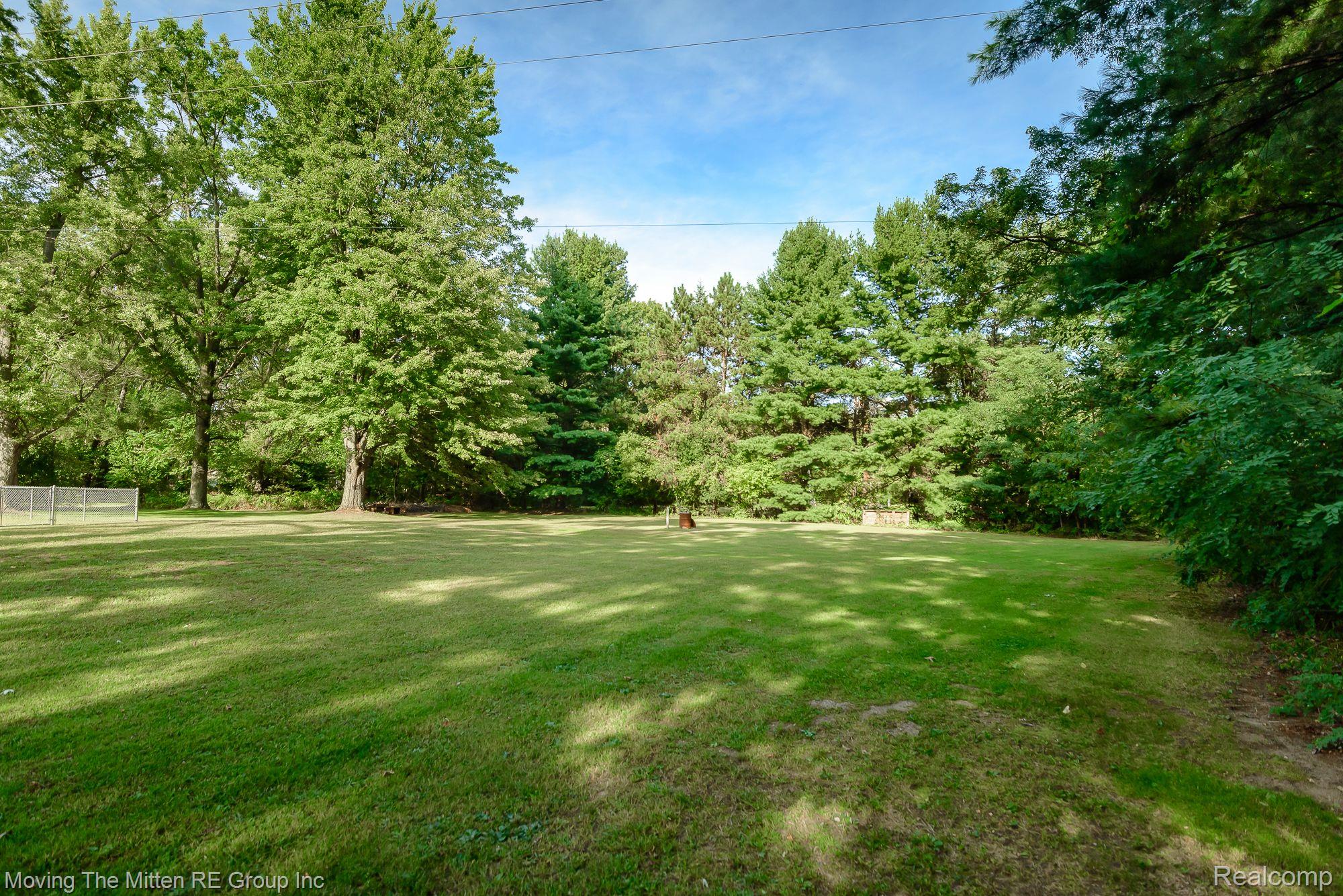 18571 Savage Road Belleville, MI 48111 - Photo 40 of 46 Gallery Image 40