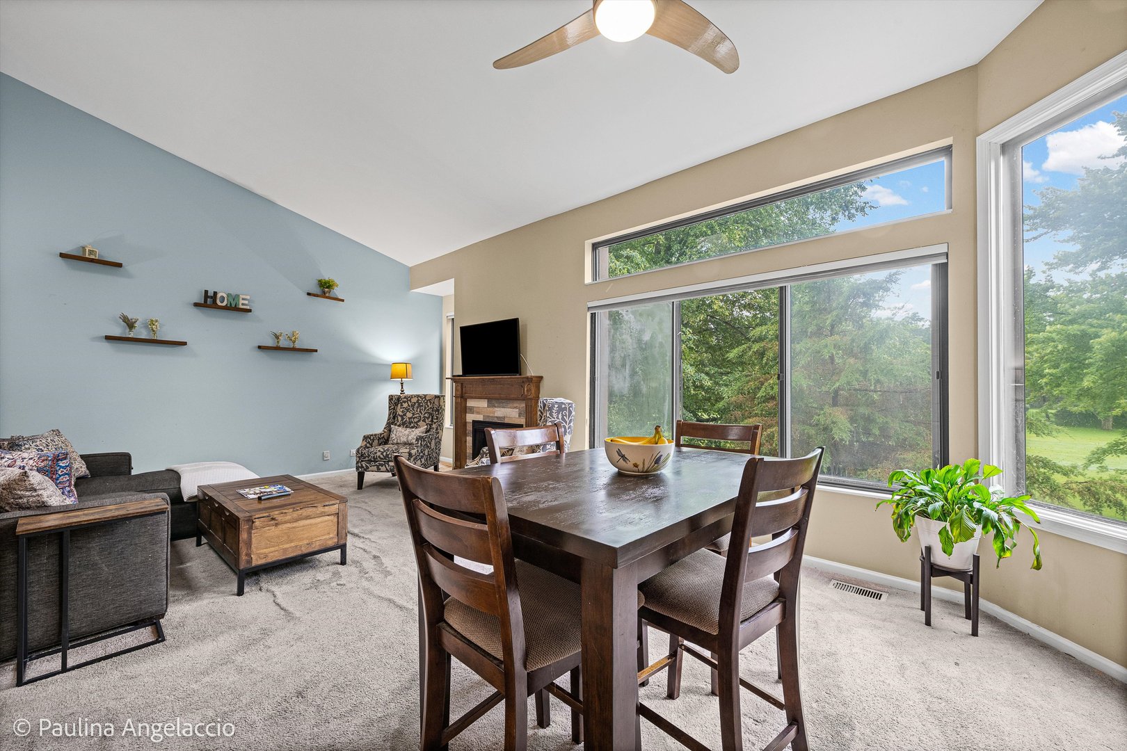 1280 Oak Hill Road Lake Barrington, IL 60010 - Photo 4 of 21