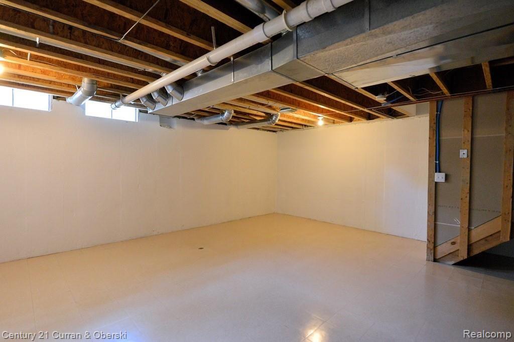 4624 Rochester Road, Unit 2 Royal Oak, MI 48073 - Photo 24 of 30
