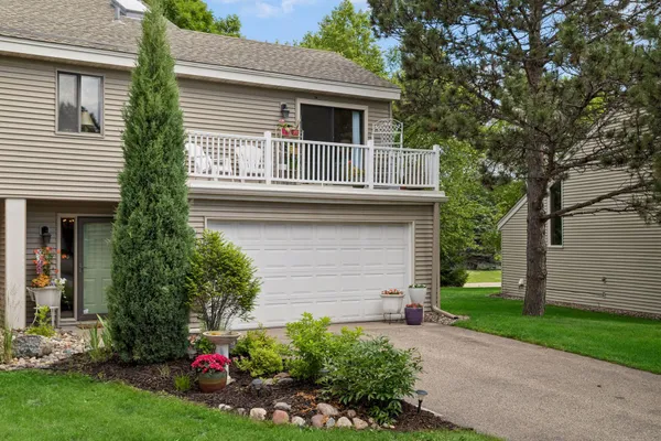 $295,000 | 5410 Sanibel Drive, Minnetonka, MN 55343