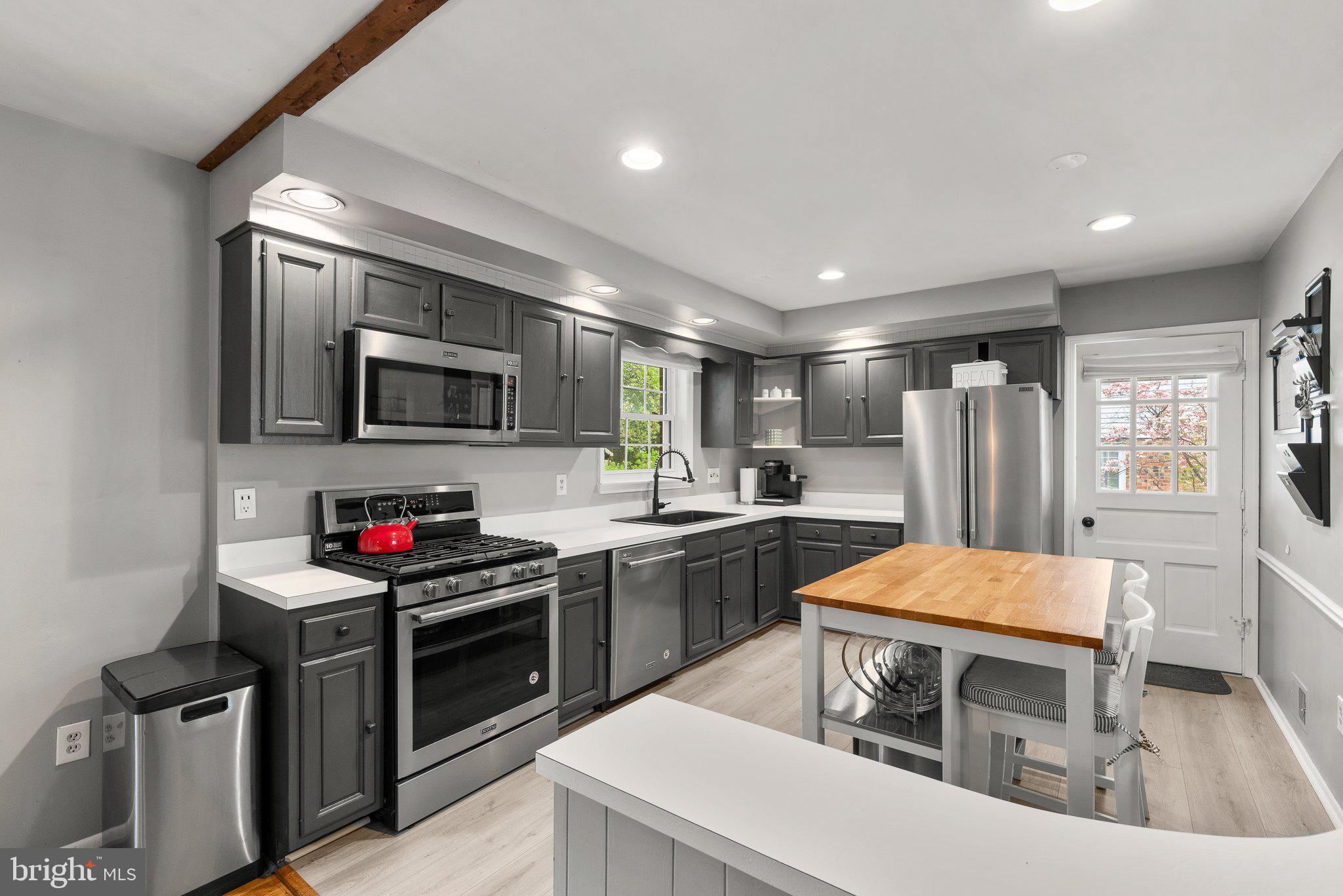 4012 Briars Road Olney, MD 20832 - Photo 6 of 28